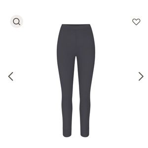 NWT! Skims Soft lounge leggings